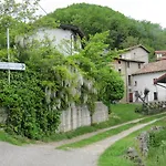 La Casa Dei Mimirs Bed & Breakfast