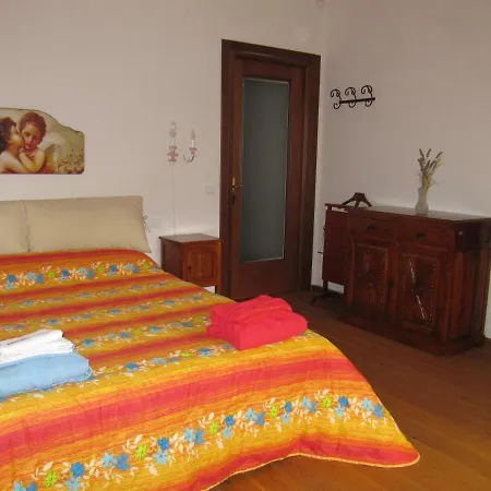 La Casa Dei Mimirs Bed & Breakfast 3*